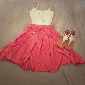 LuLaroe skirt with pockets